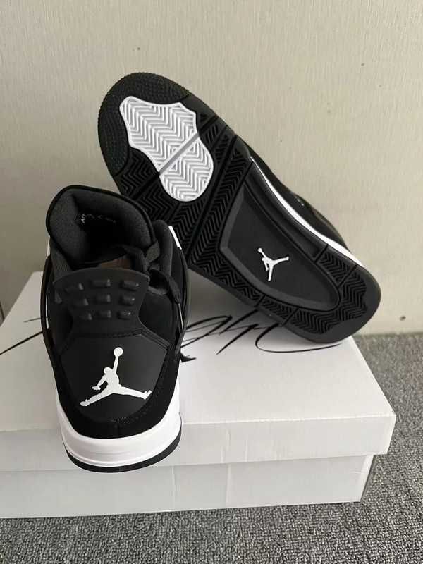 Jordan 4 Retro White Thunder EU.41