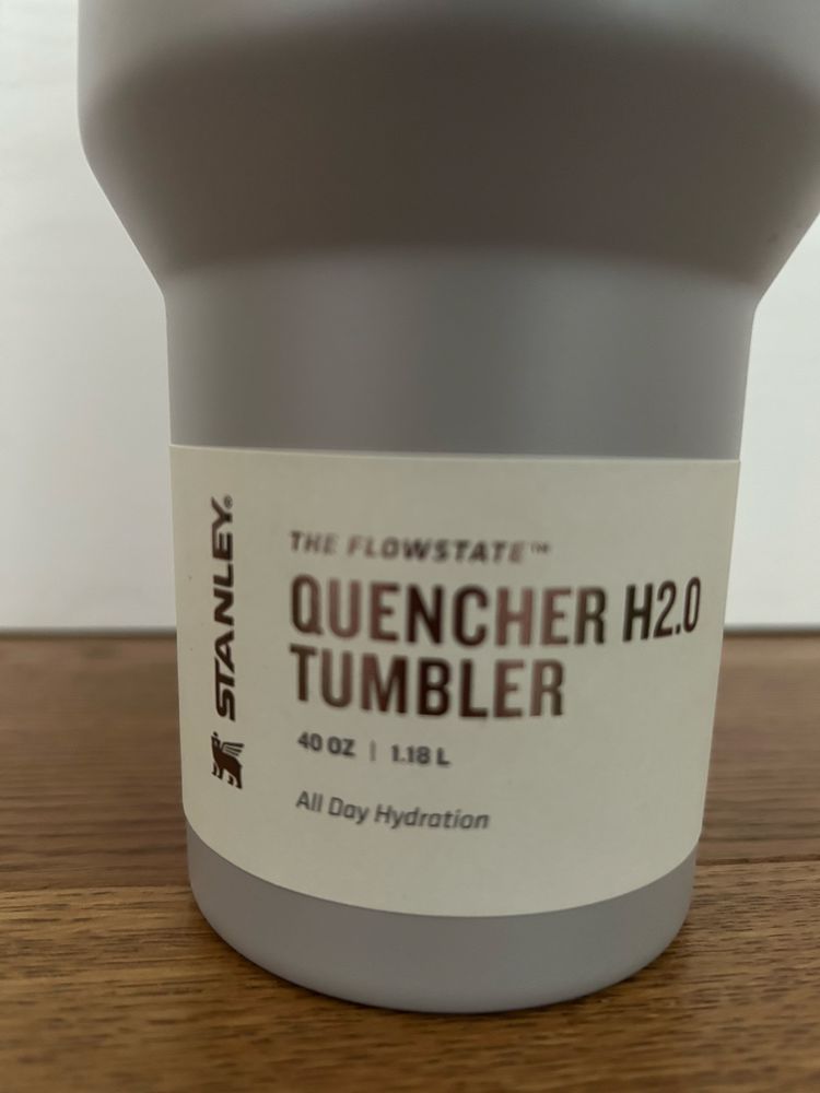 Nowy Kubek Stanley THE QUENCHER H2.O