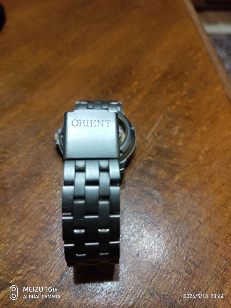 Чысы Orient titanium wr 50m.