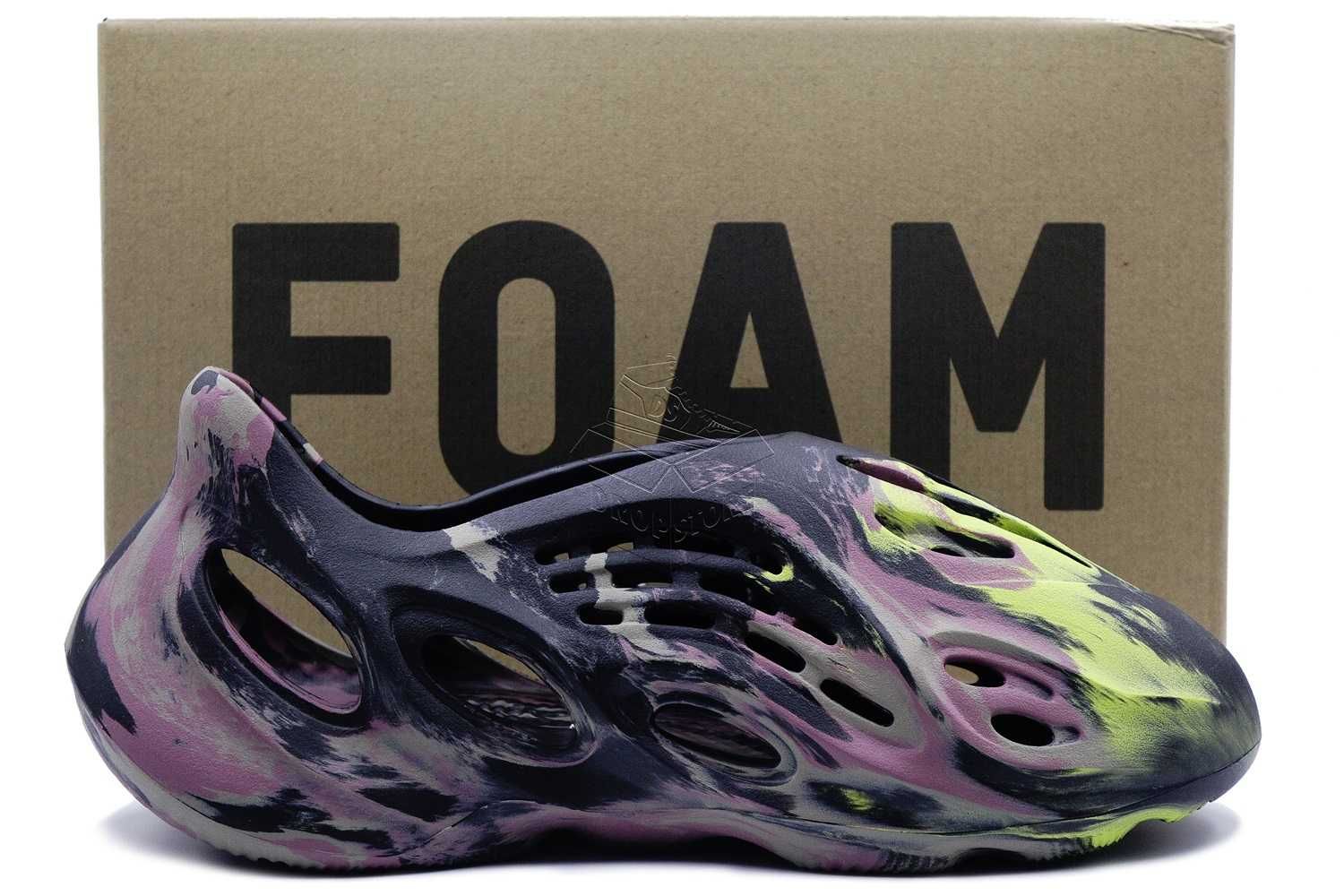Adidas YEEZY FOAM RUNNER - RnnR MX Carbon / IG9562