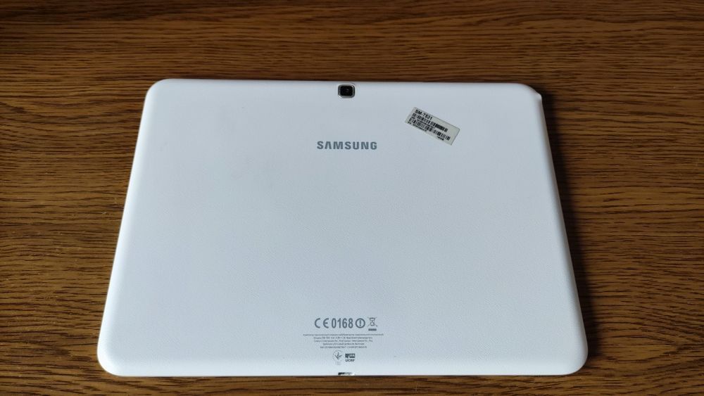 Планшет Samsung Galaxy Tab 4 10.1