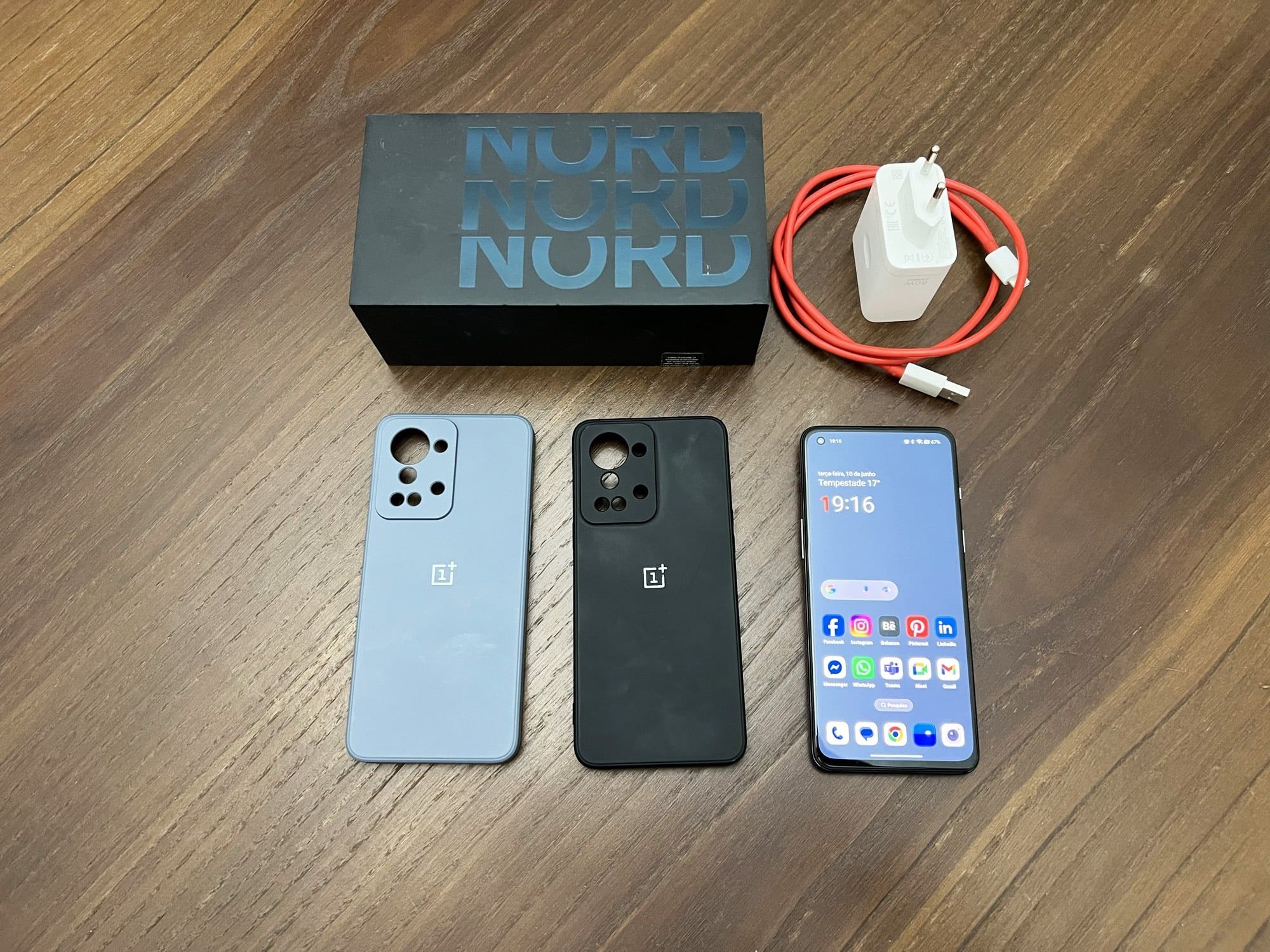 OnePlus Nord 2T 5G