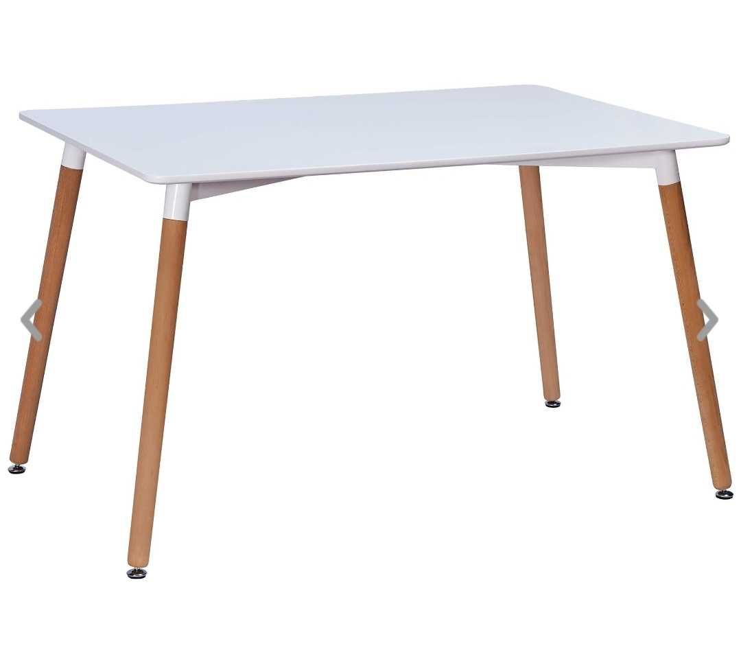 Conjunto de Mesa e Cadeiras