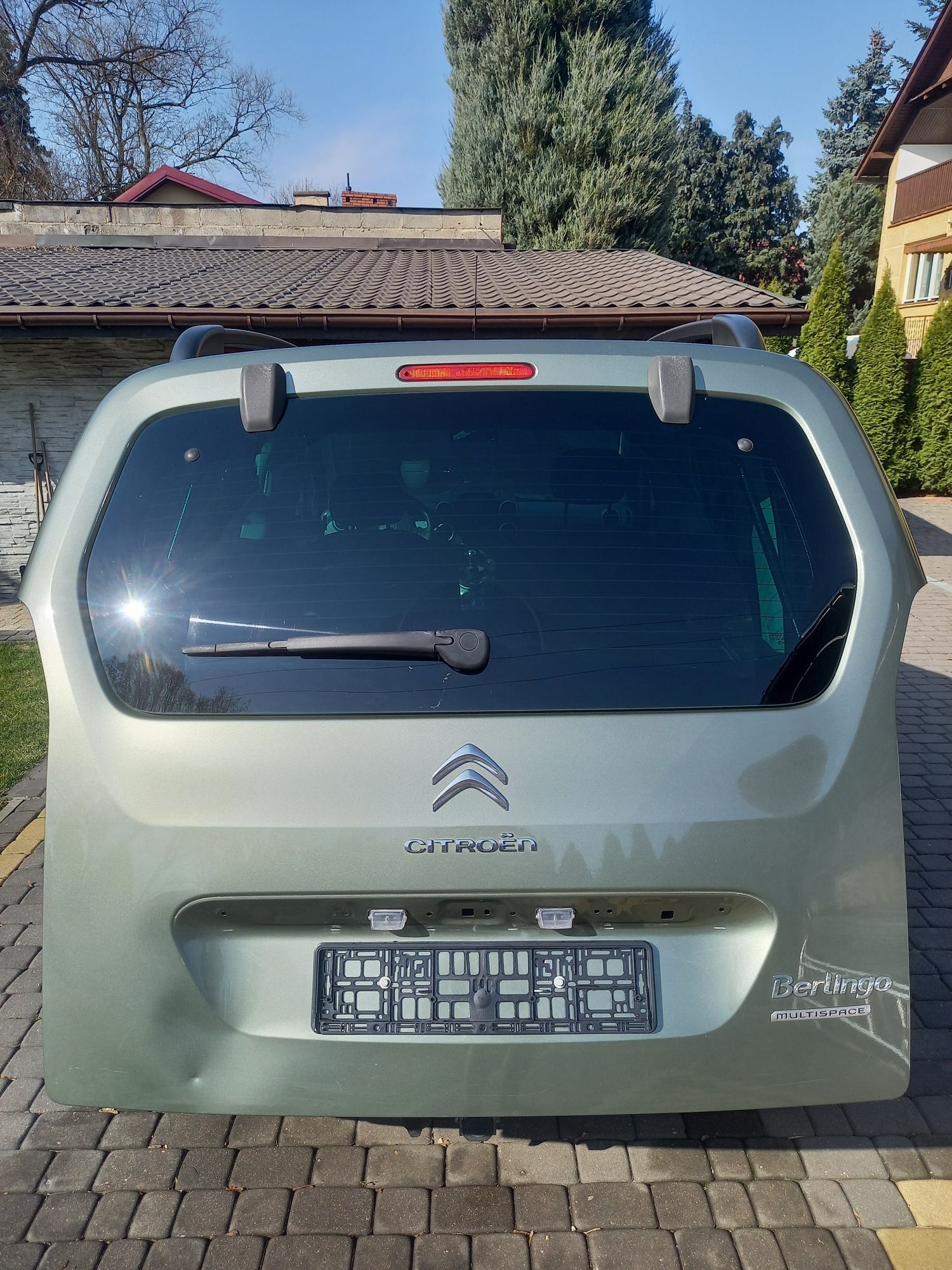 Klapa tył z uchylną szybą Peugeot partner/ Citroen berlingo pokrywa ba