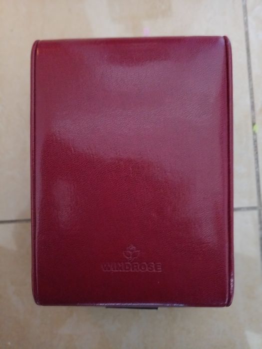 Guarda joias antigo novo com chave