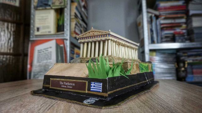 Partenon - model papercraft ozdoba handmade