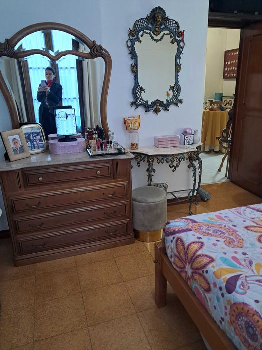 Alugo quarto Bairro Alto