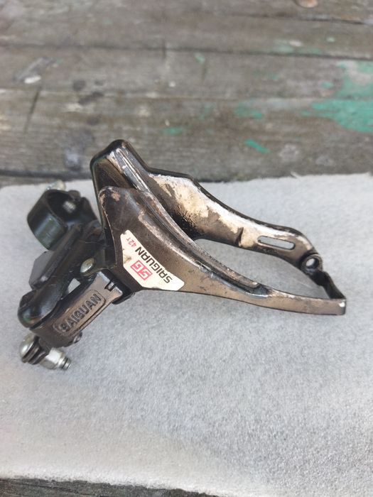 Продам нижний переключатель  SAIGUAN 42т