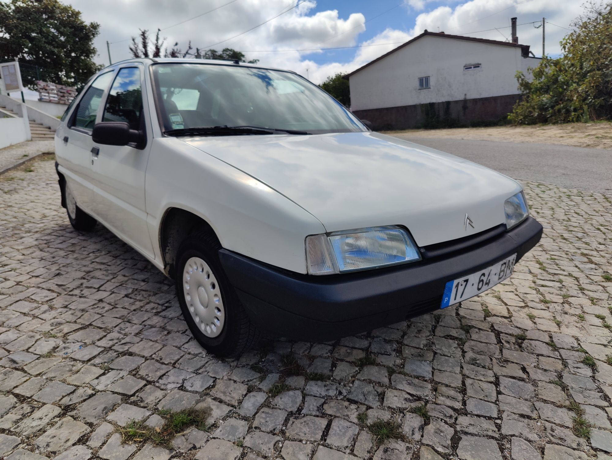 Citroen zx 1.1 com inspeção