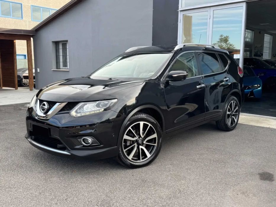 Nissan X-Trail      2015