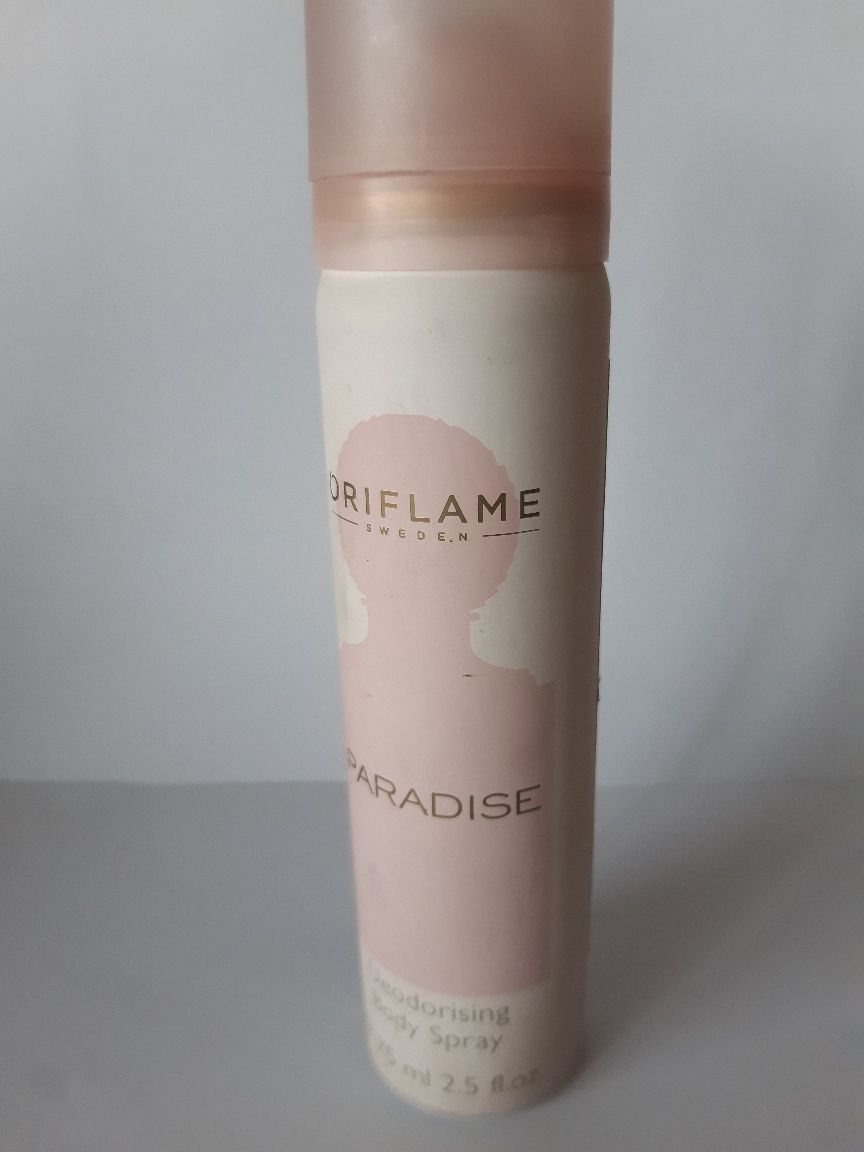 Perfumowany dezodorant w sprayu Oriflame Paradise