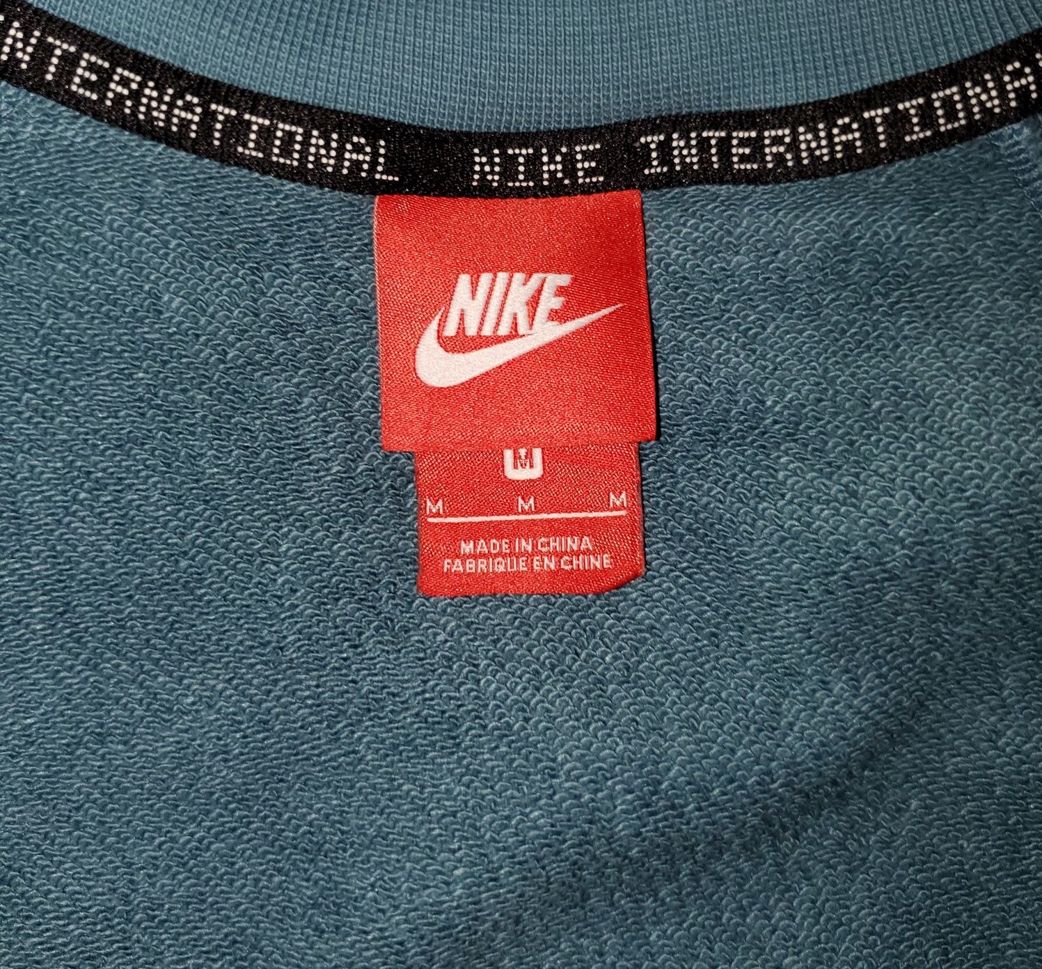 Свитшот Nike International