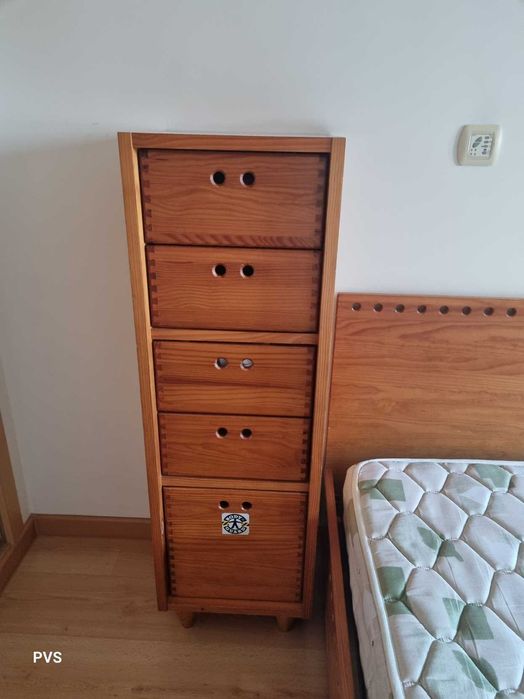 Mobiliário de cama de solteiro Kit market