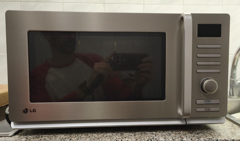 Продам микроволновку LG
