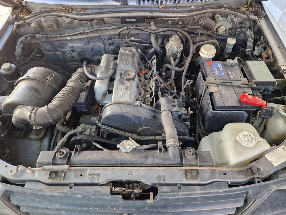 Mitsubishi L200 1 proprietario 121000 mil quilómetros