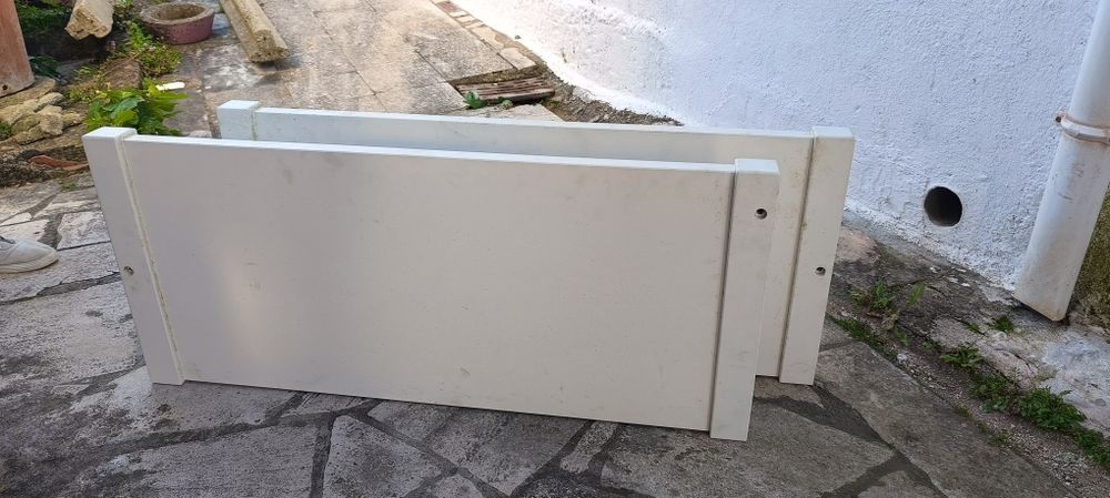 Topo e pés de cama para crianca