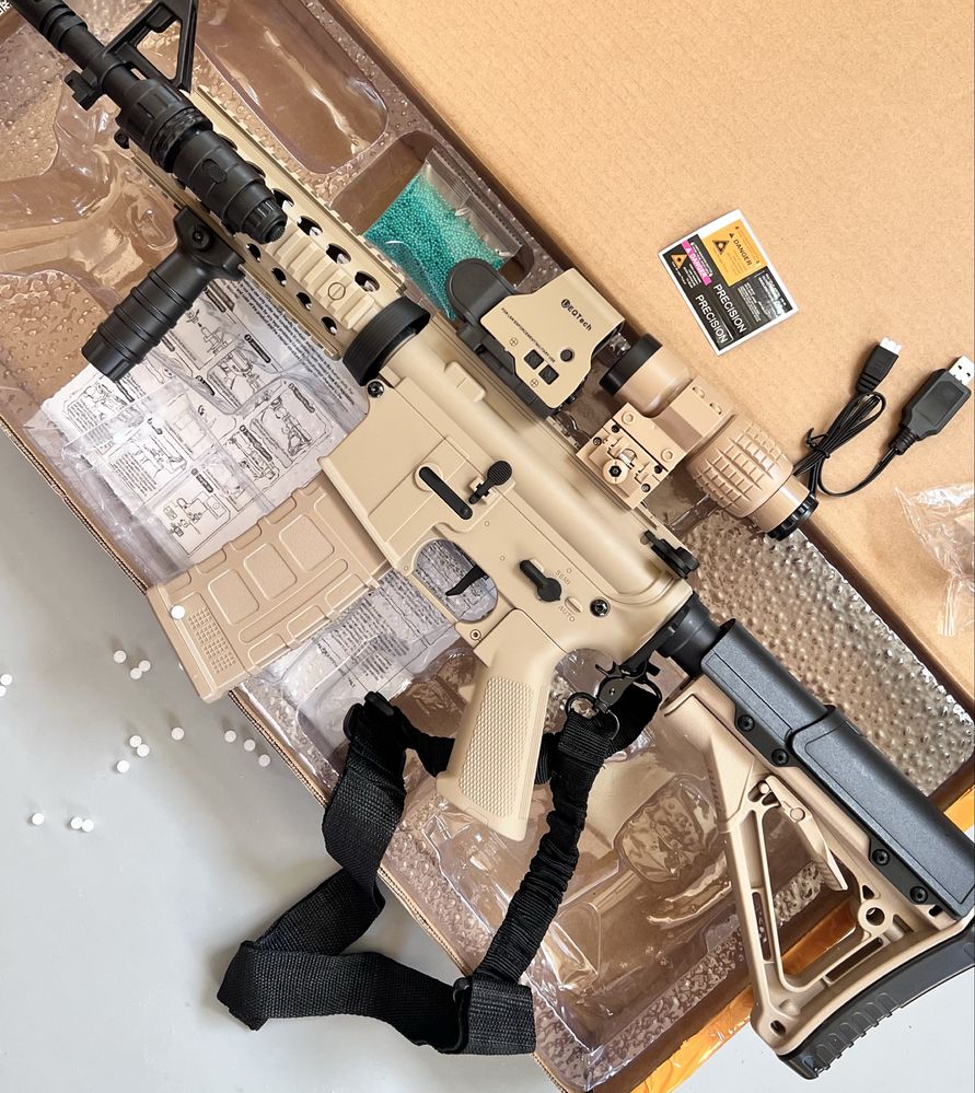 Автомат на орбізах M4 новий AR-15 каліматорний приціл бластер