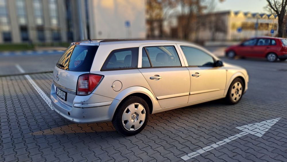 Opel Astra 1.7 125KM ekonomiczna godna polecenia