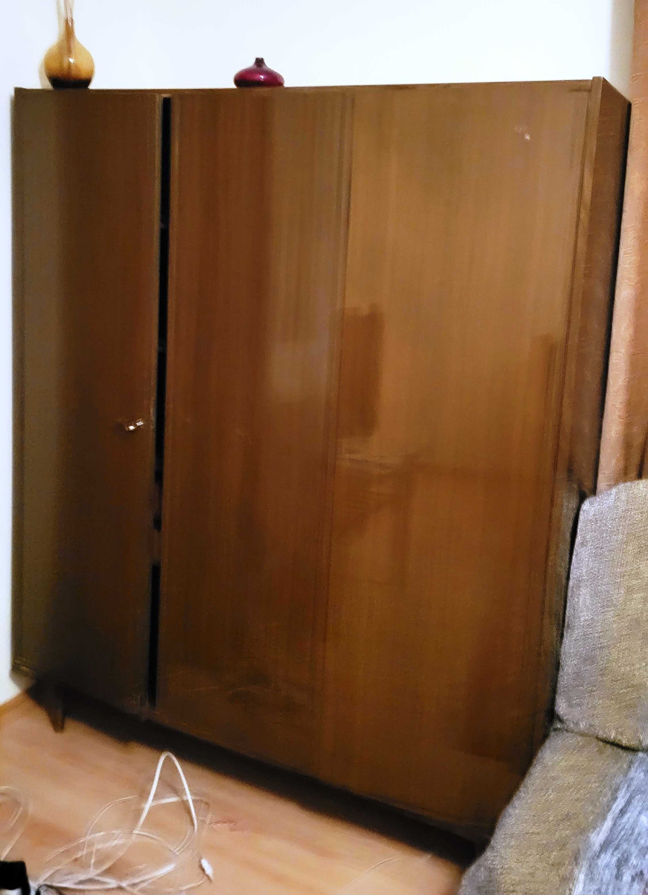Do sprzedaży komplet mebli rodem z PRL: