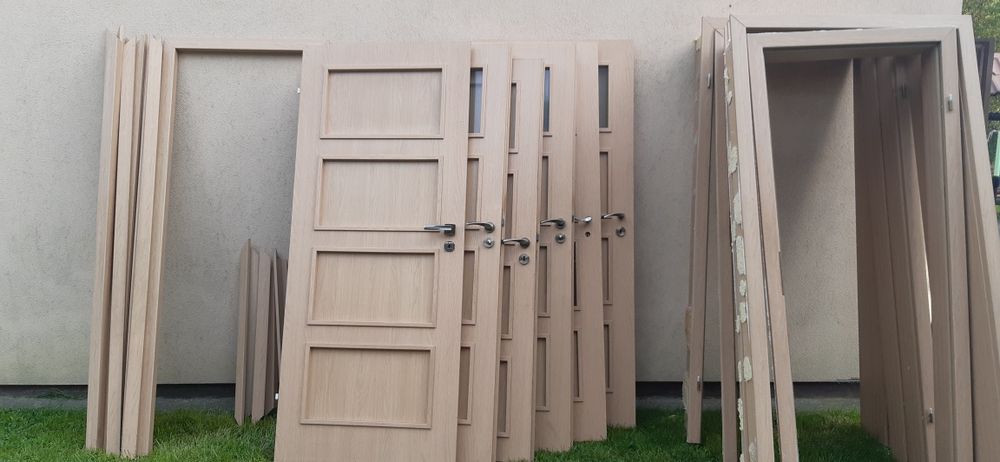 Sprzedam skrzydła drzwiowe + ościeżnice regulowane Pol-Skone