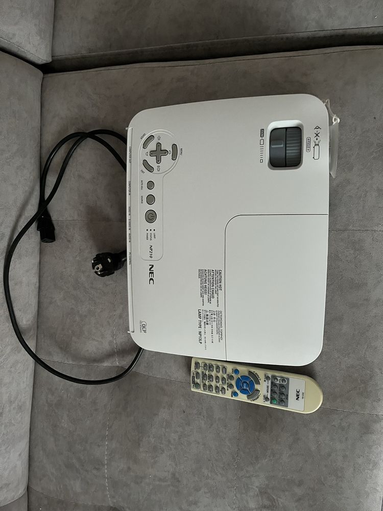 Projektor Nec Np210