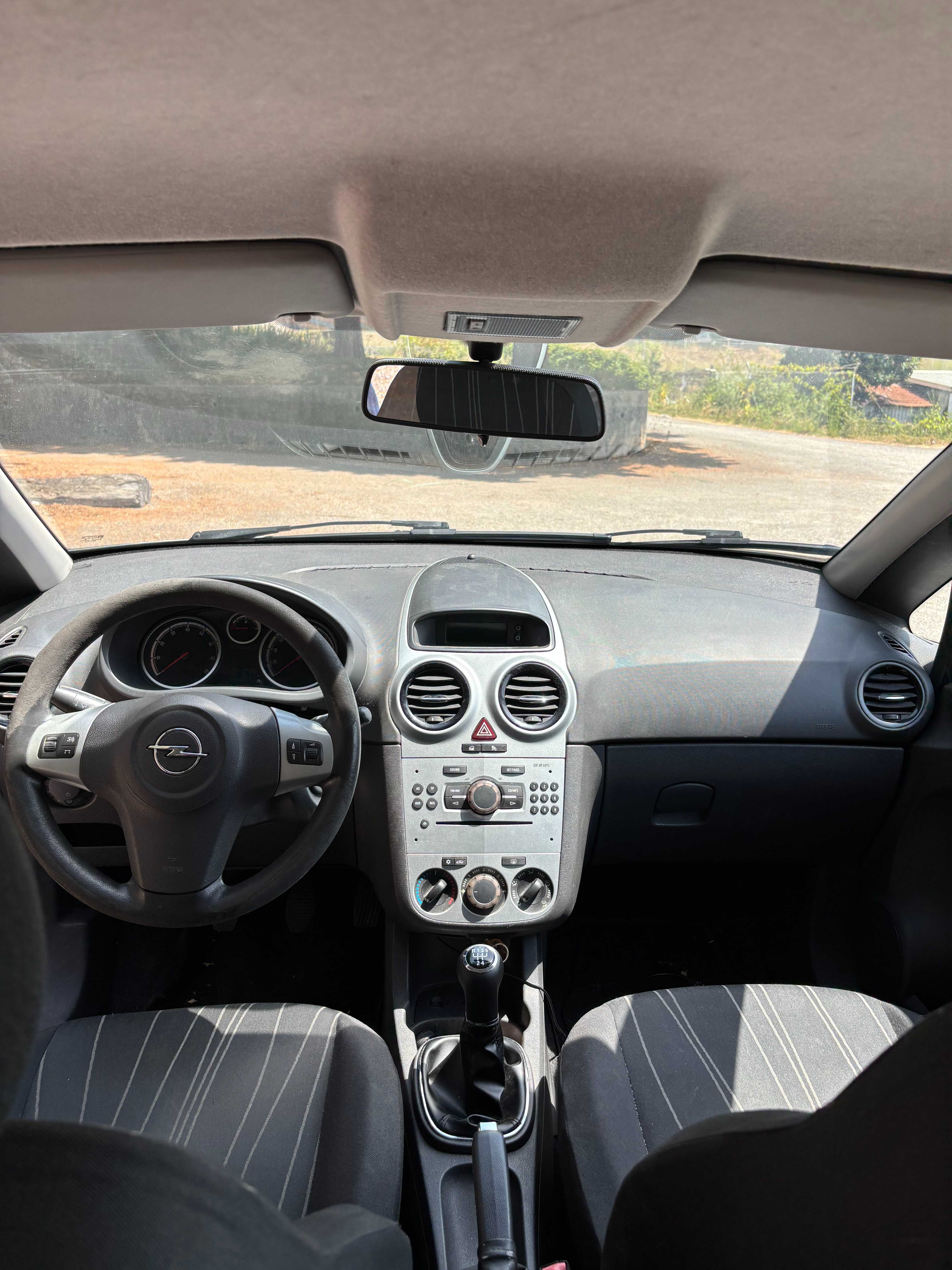 Opel Corsa 1.2 Enjoy