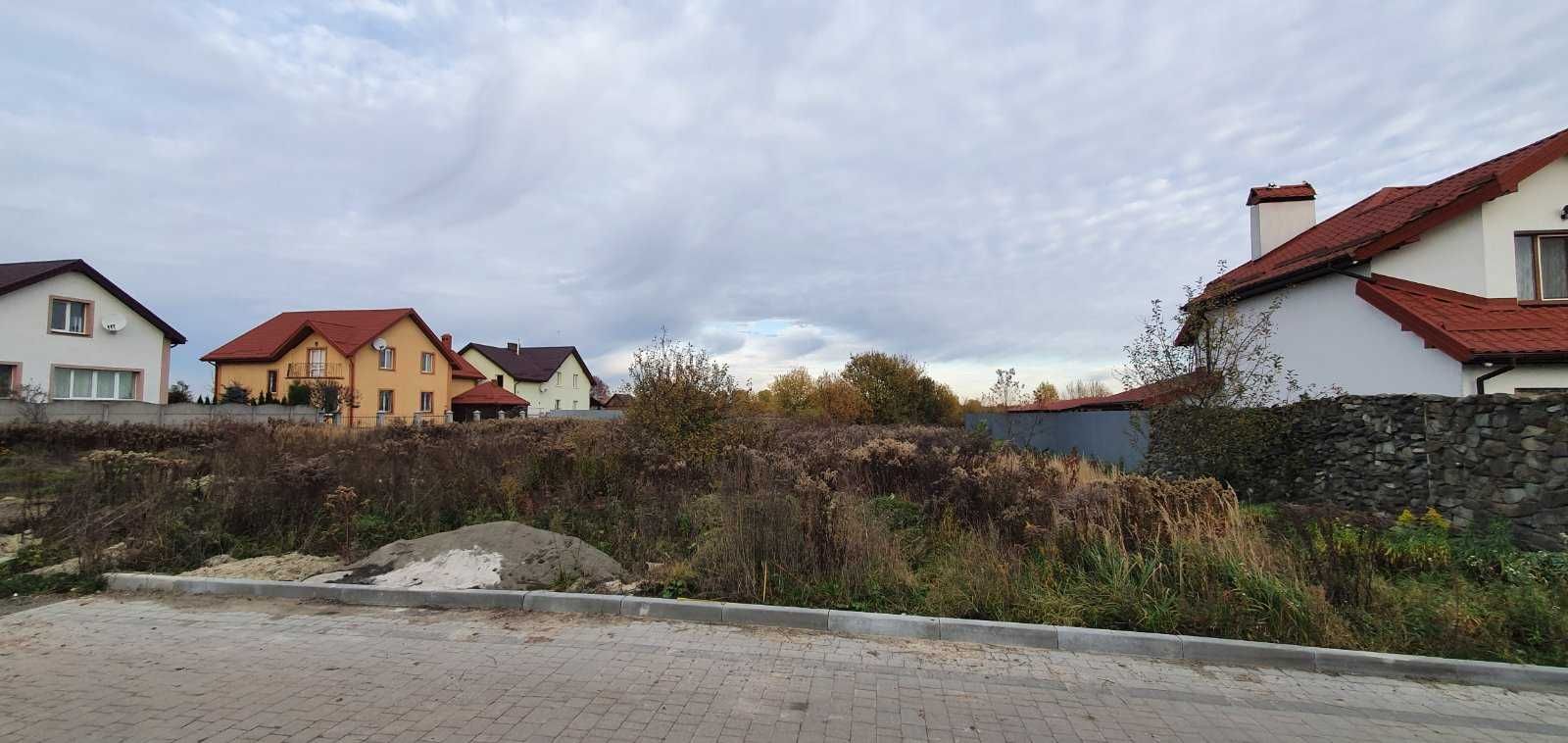 Продаж землі Зубра в затишному місці