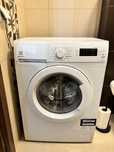 Biala pralka electrolux z wyswietlaczem