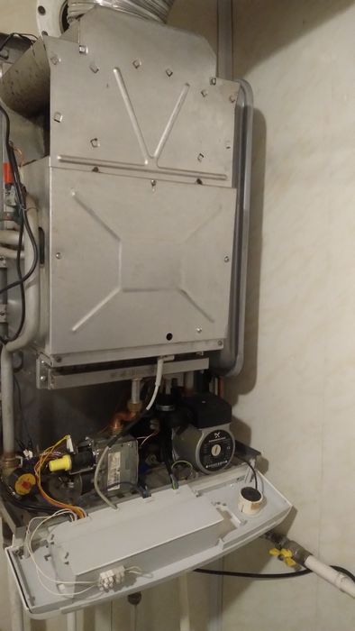 Котел Ferroli DOMIcompact C24