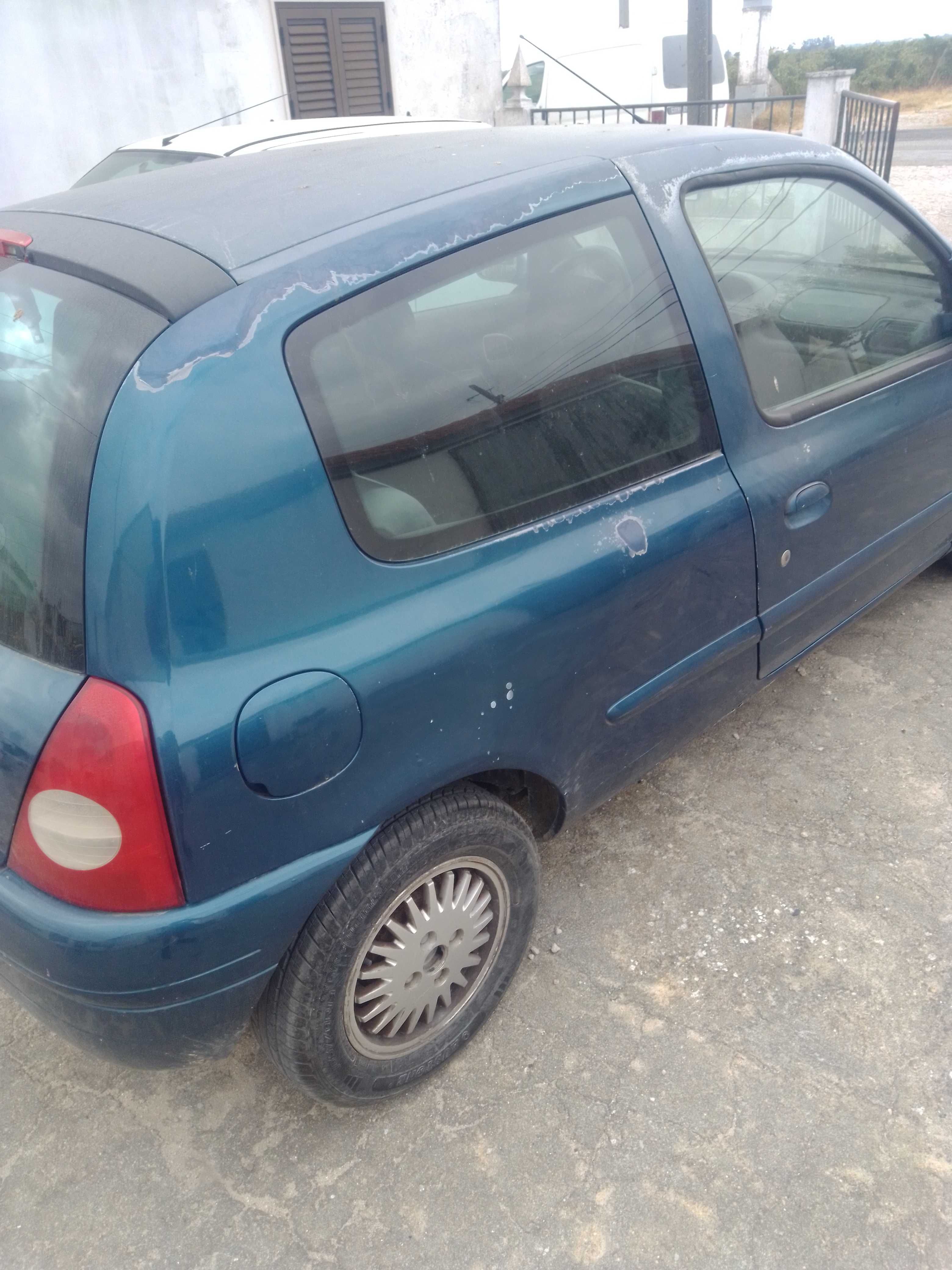 Renault Clio 2 para peças