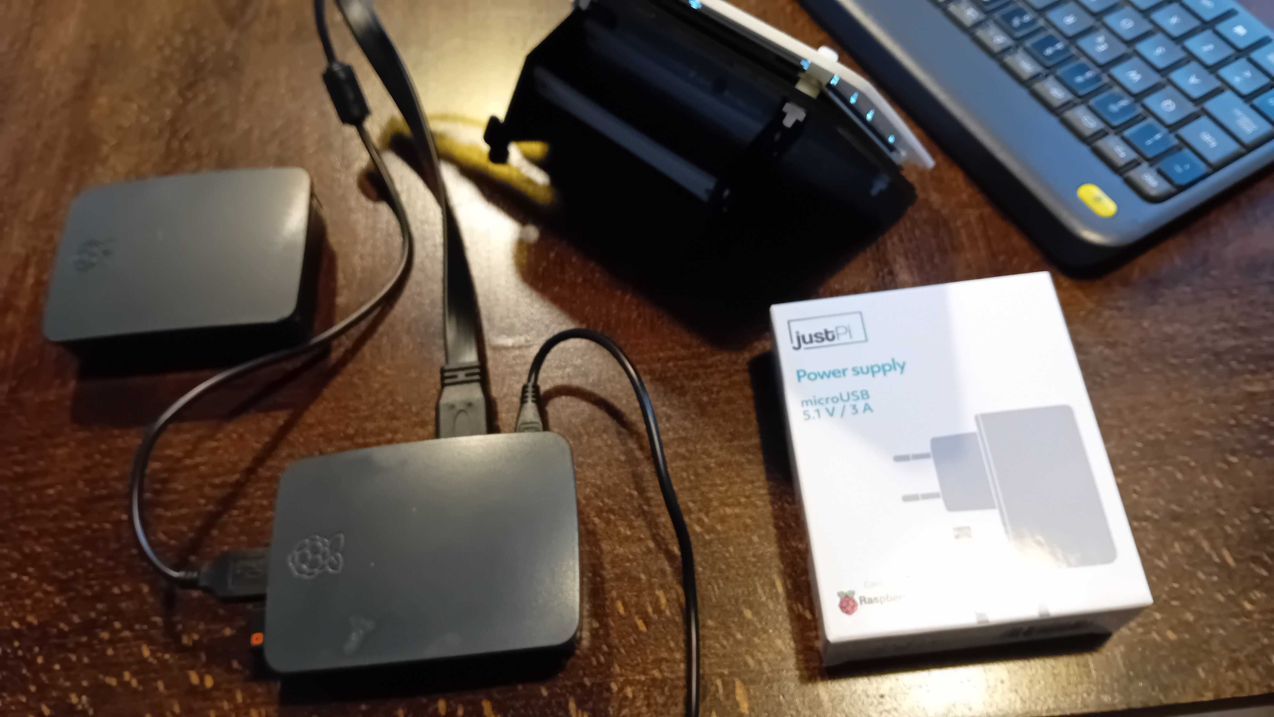 raspberry pi 3+  Model B  + zasilacz