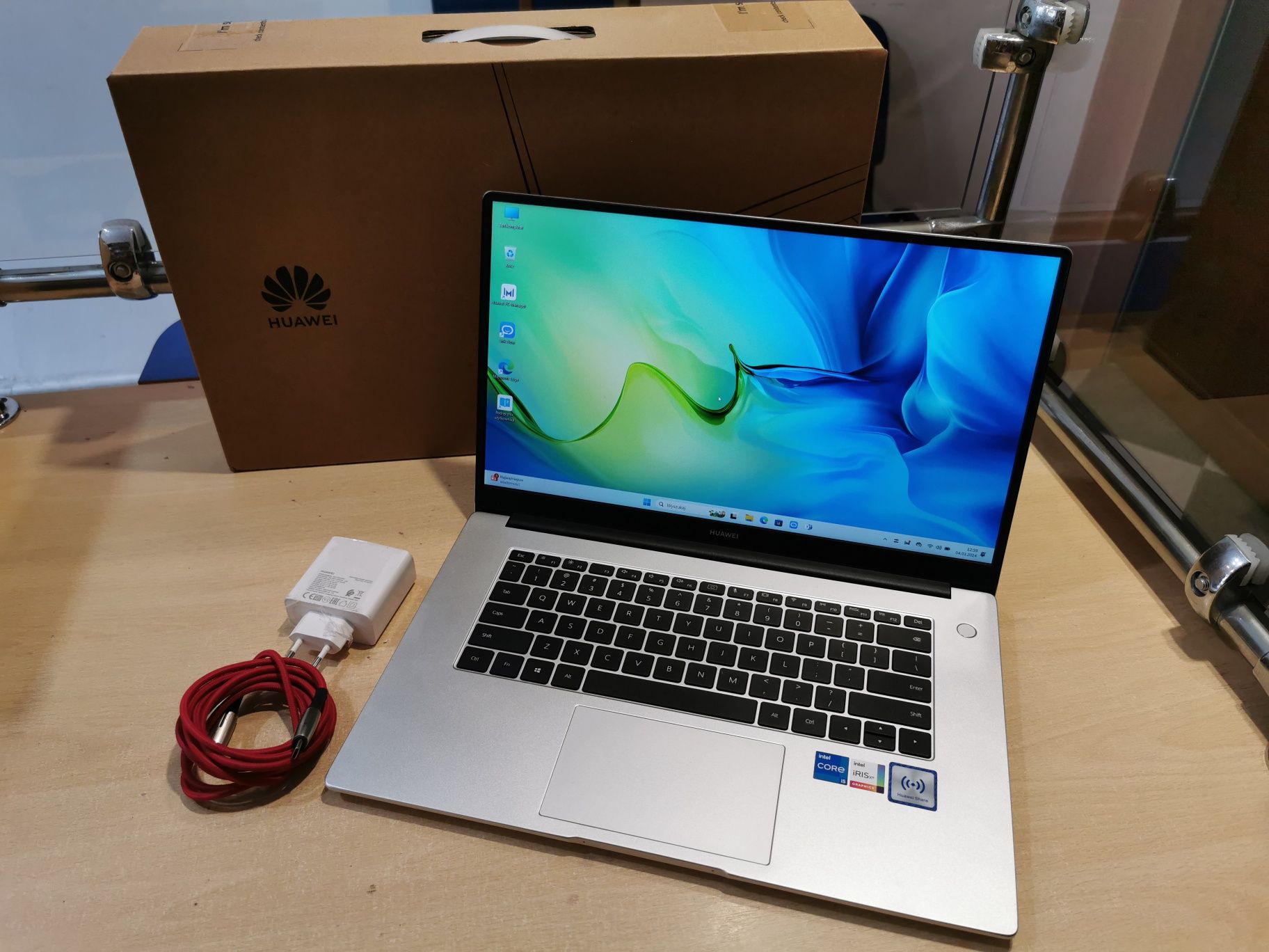 Huawei Matebook D15 na gwarancji i5-1135G7/8GB/512GB/Iris Xe stan bdb