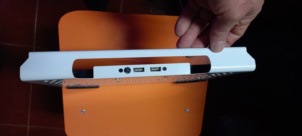 Base de arrefecimento para portáteis