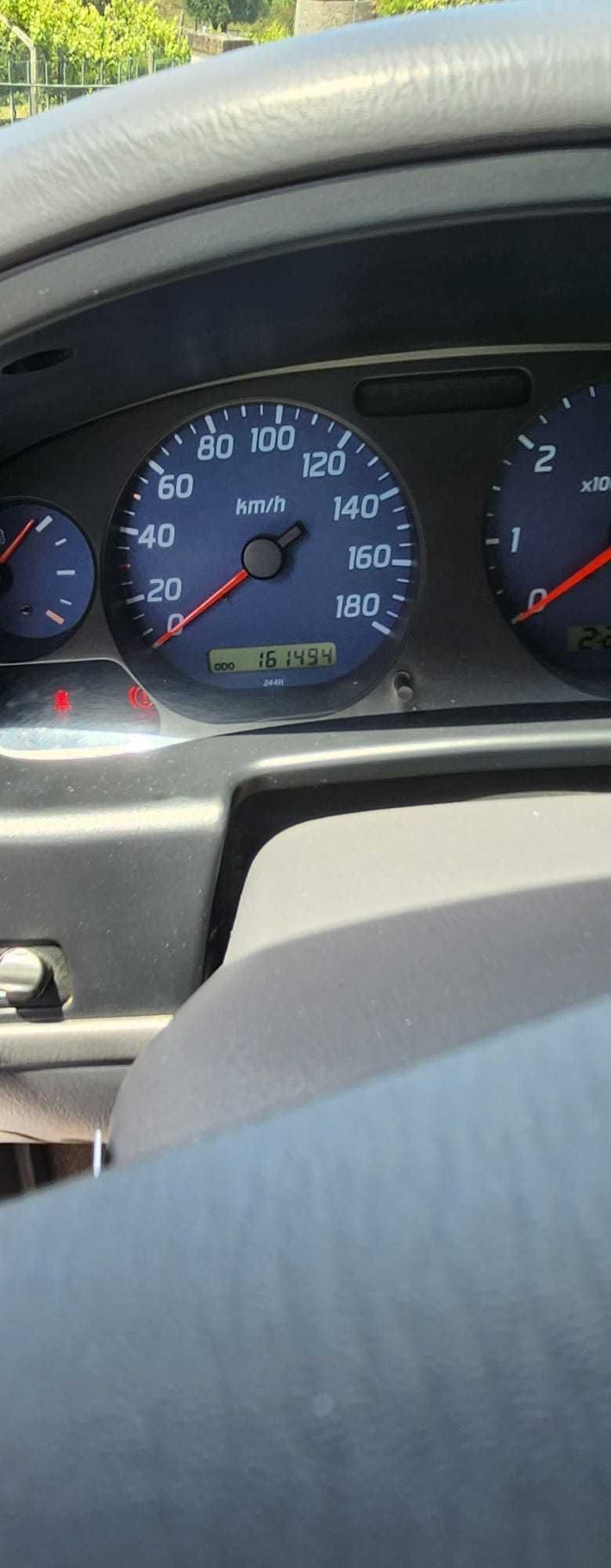 Nissan 2.5DI Muito bom estado