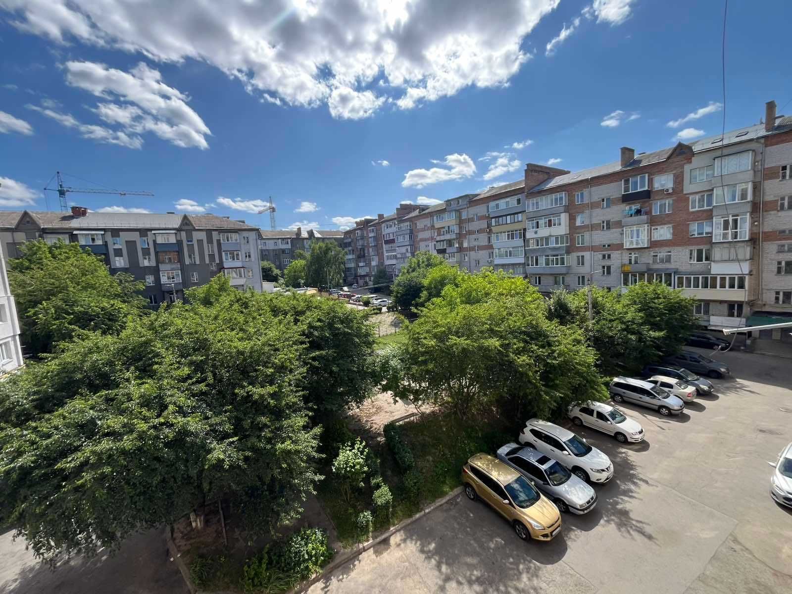 Двокімнатна квартира в новому цегляному будинку  Виставка