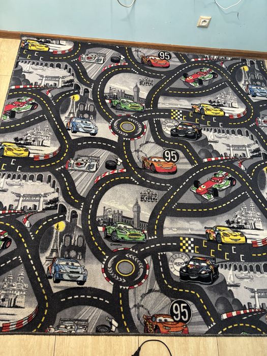 Dywan dla dziecka / chłopca 2x2m