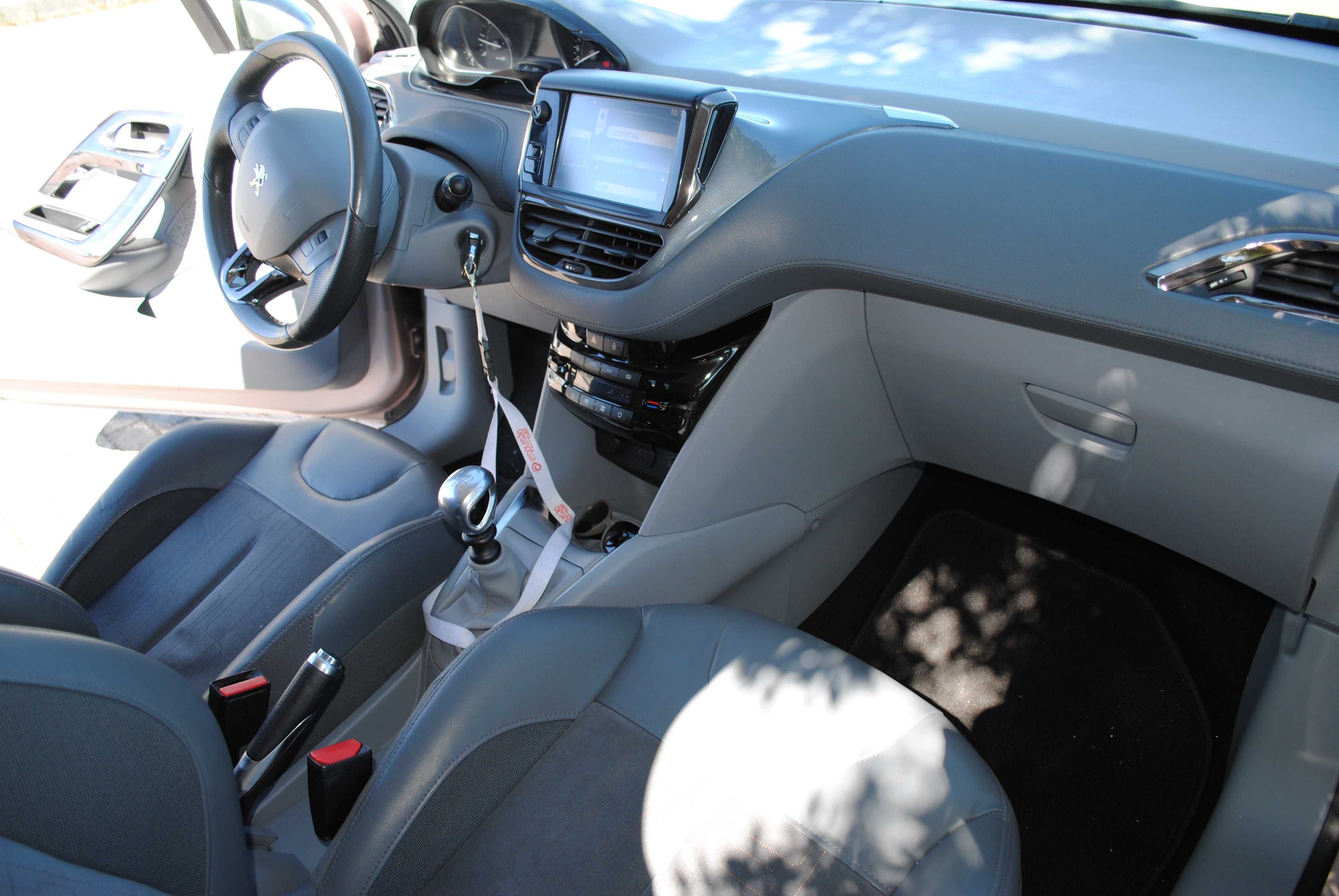 Peugeot 208 1.6 Hdi 114cv Allure