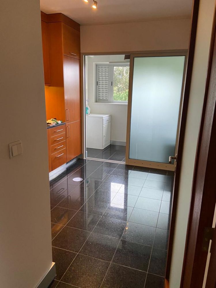 Alugo quarto duplo