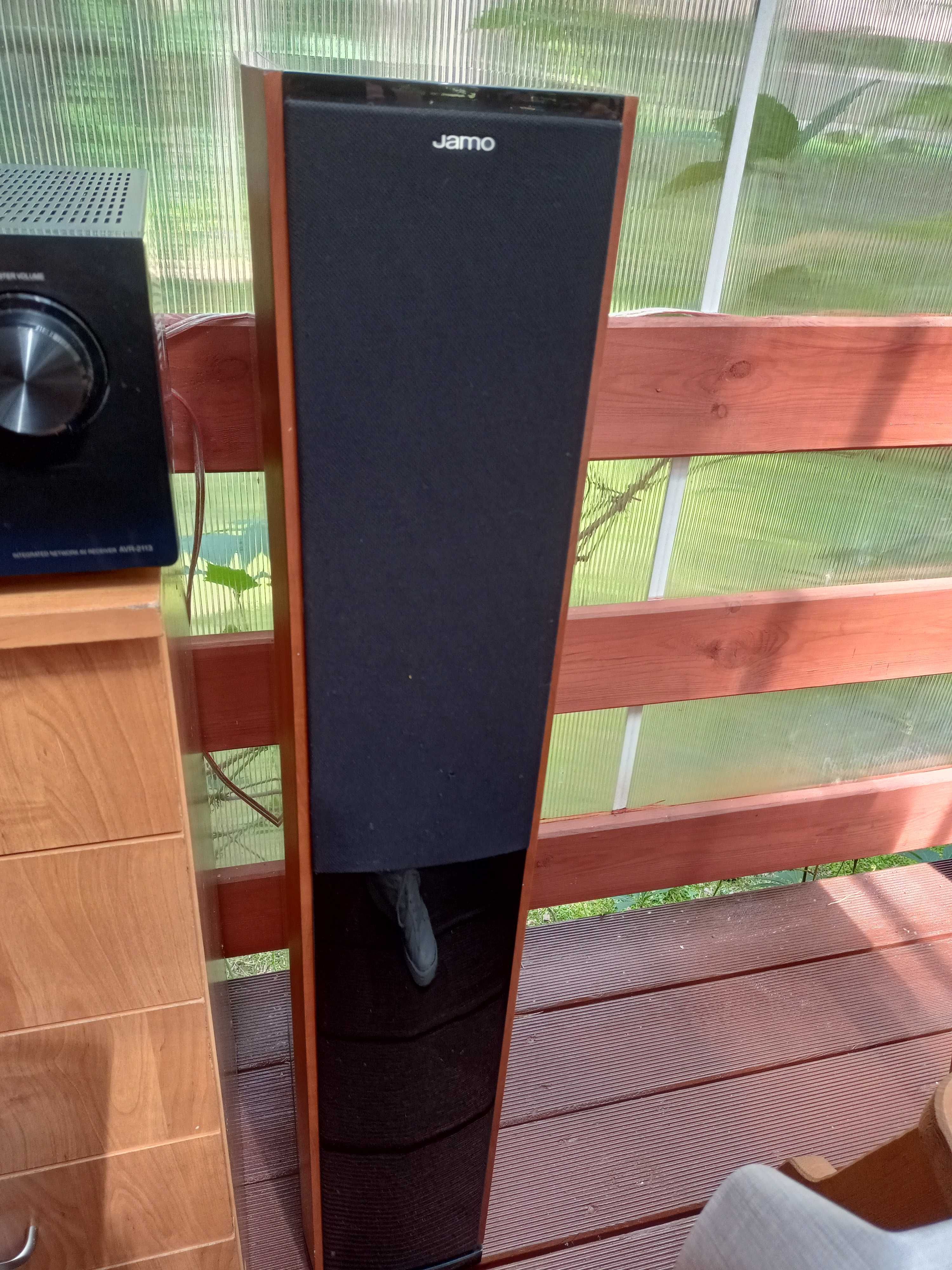 Kolumny Jamo S606