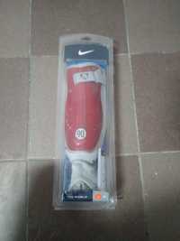 Ochraniacze piłkarskie Nike Total 90 rozmiar L.