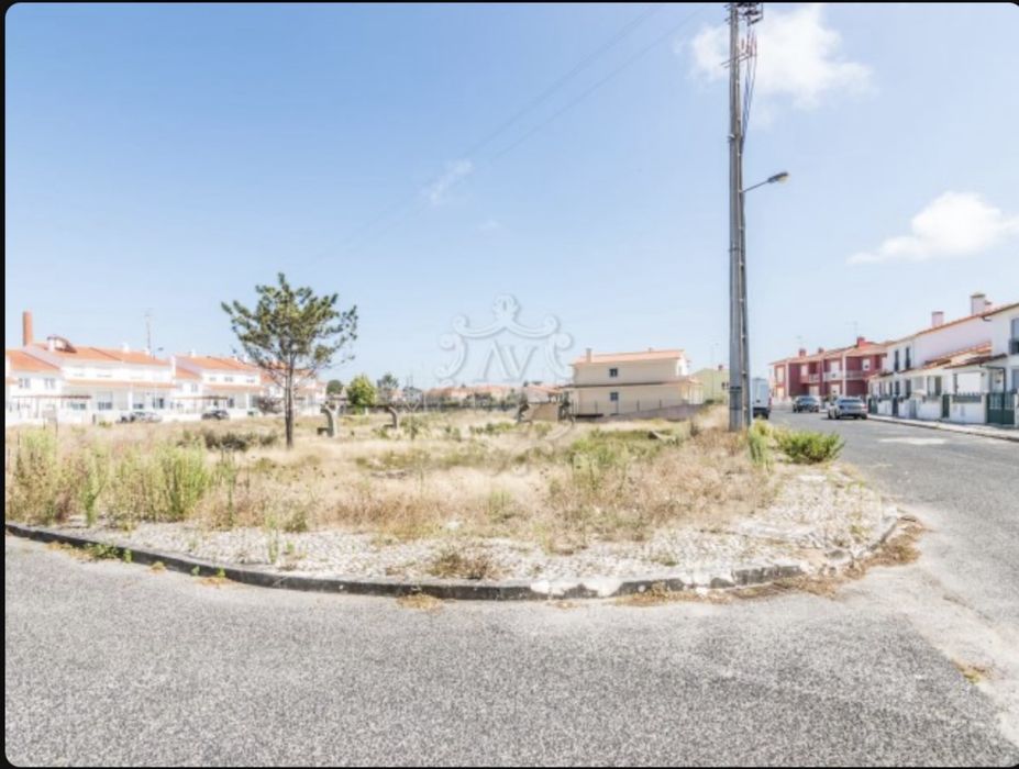 Lote terreno construção moradia unifamiliar em VIEIRA DE LEIRIA
