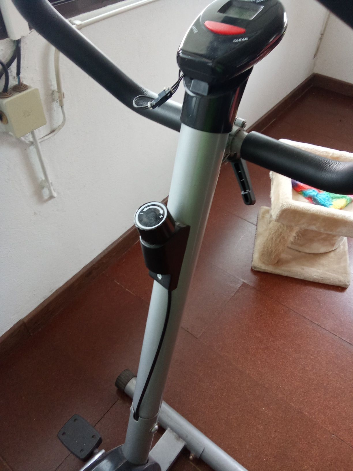 Bicicleta de ginástica