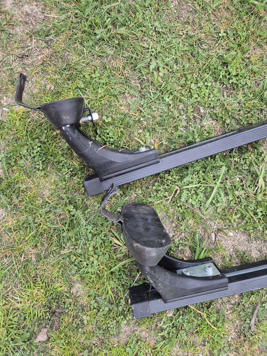 Bagażnik reling Amos 120 cm na rower dachowy