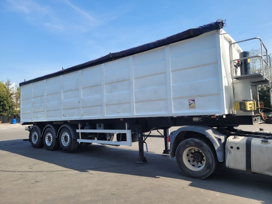 Wynajem naczepa 55m3