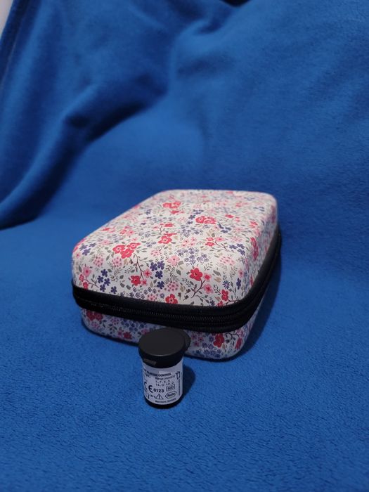 Діабетичний дорожній пенал Glucology для засобів діабету