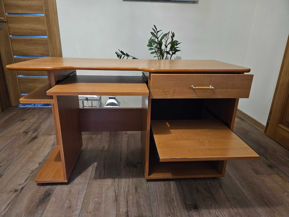 Biurko blat 125x50cm wys. 75