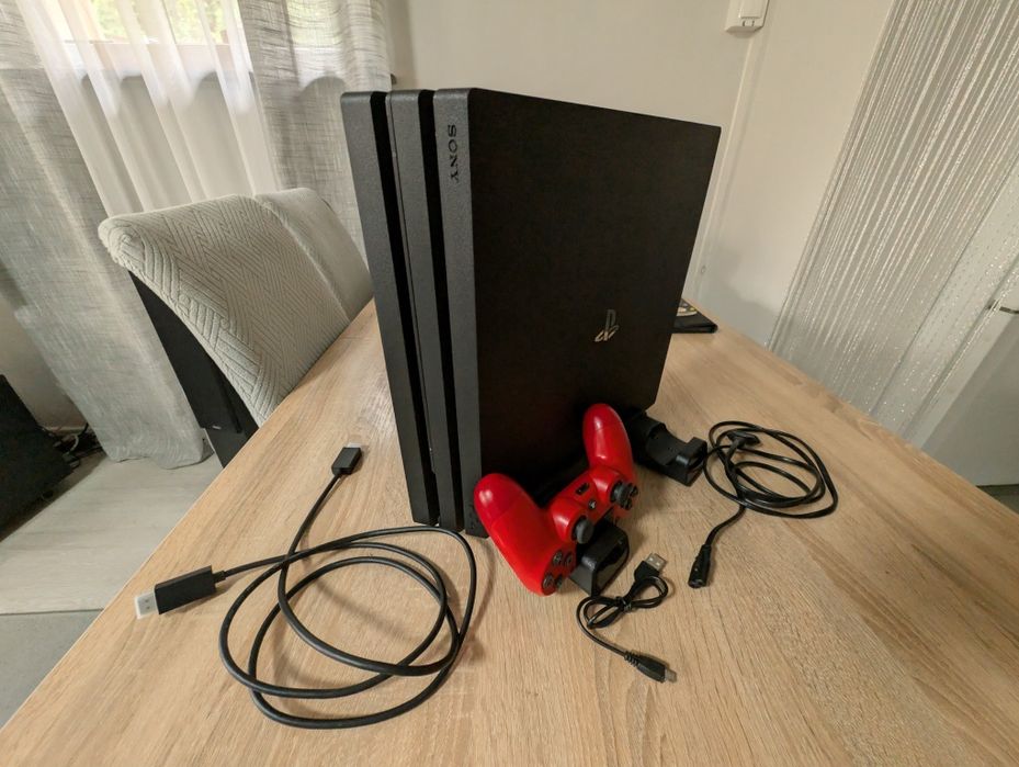Playstation 4 PRO 1TB
