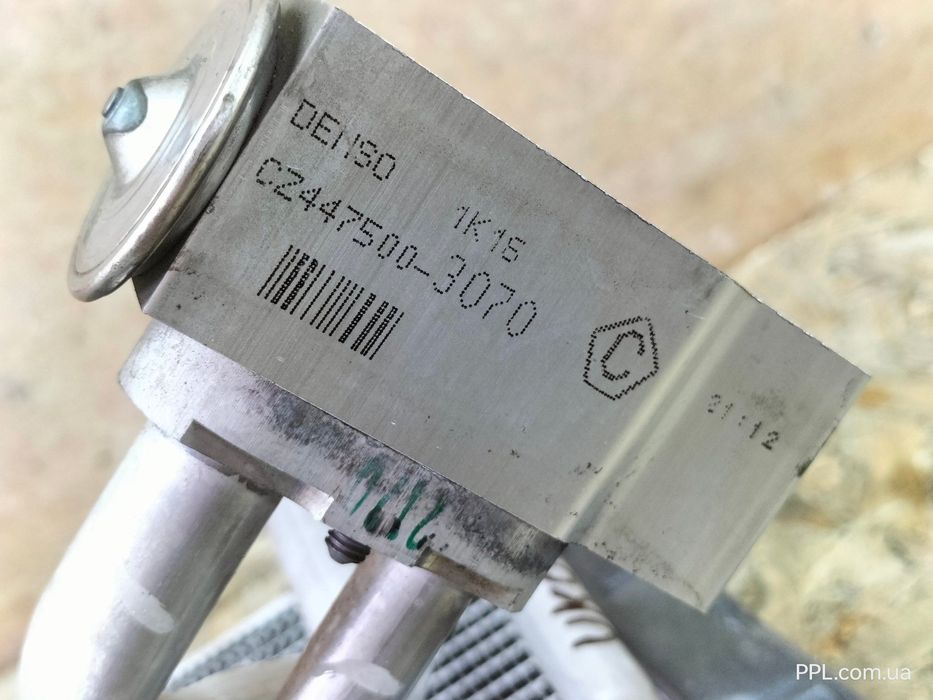 Suzuki Swift 05-10 SX4 Радиатор испаритель печки кондиционера