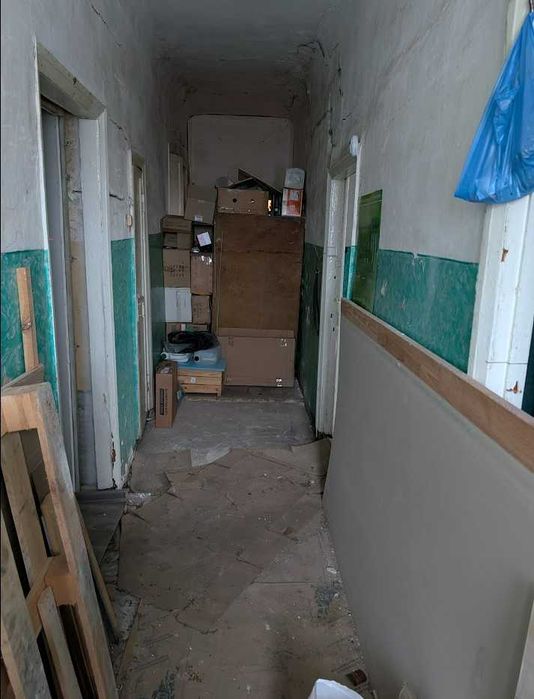 Продам магазин в Люботині в центрі міста!Напрацьована торгова точка!SE