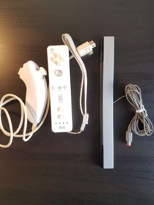 Wii Console + Wii Fit64298393323009123